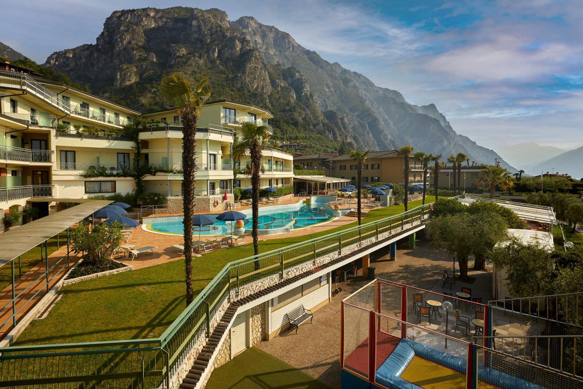 Hotel Royal Village Limone sul Garda Εξωτερικό φωτογραφία