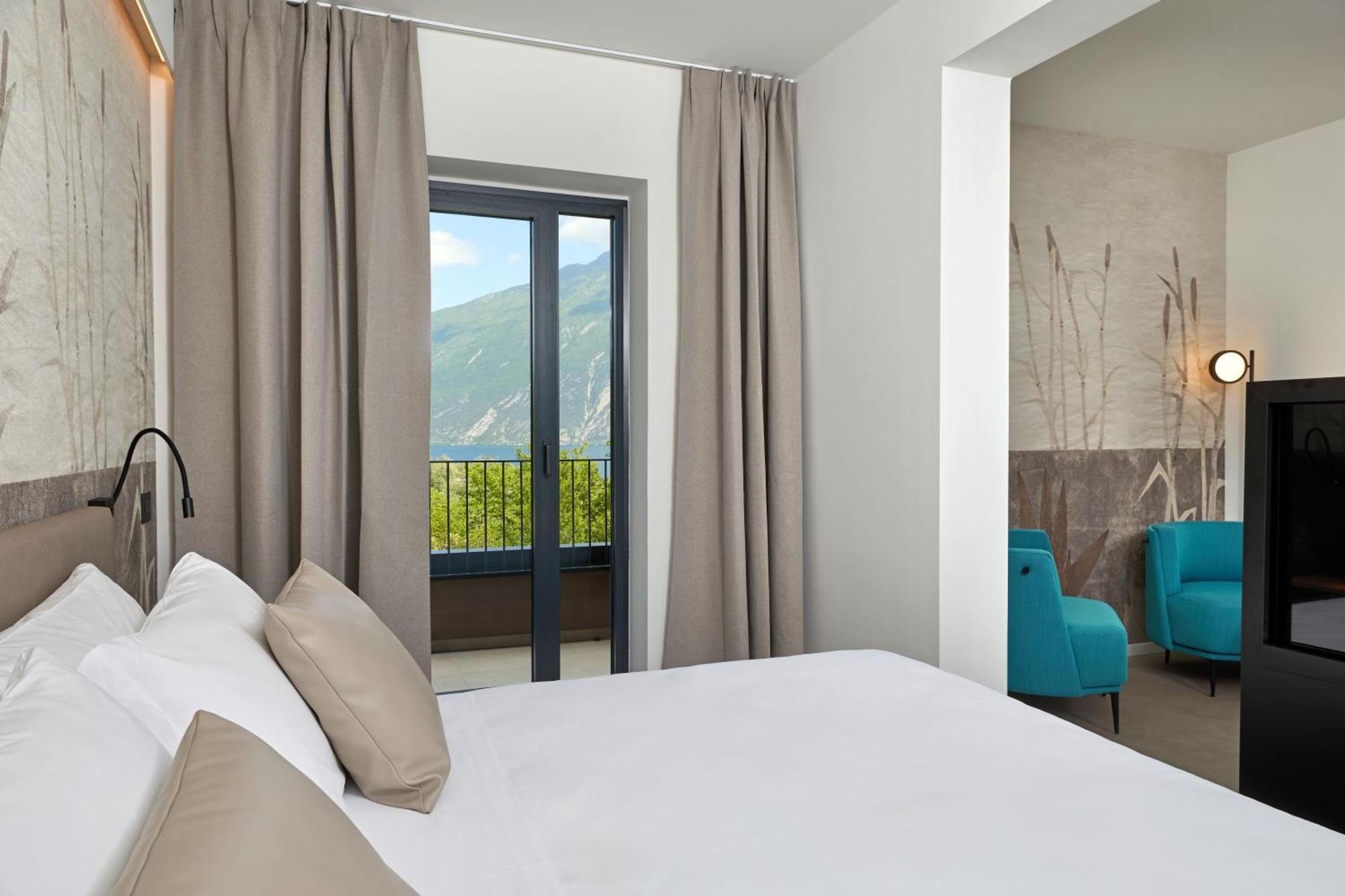 Hotel Royal Village Limone sul Garda Εξωτερικό φωτογραφία