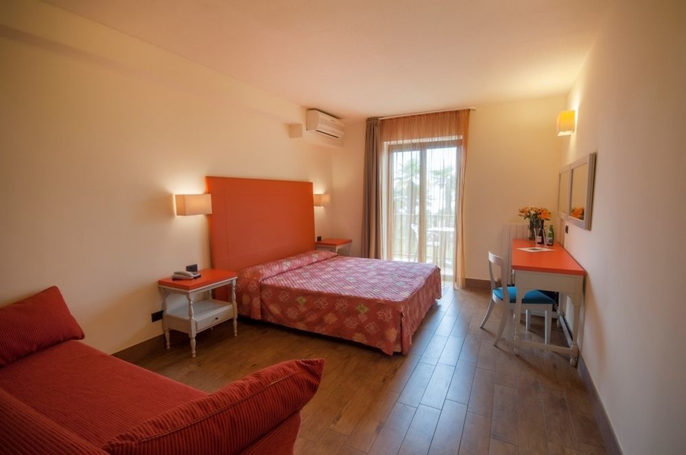 Hotel Royal Village Limone sul Garda Εξωτερικό φωτογραφία