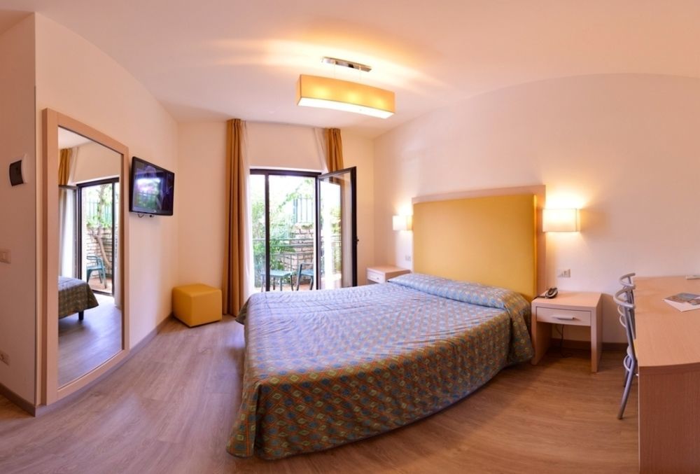 Hotel Royal Village Limone sul Garda Εξωτερικό φωτογραφία